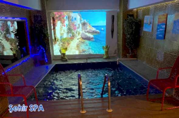 Kadıköy spa havuz bölümü